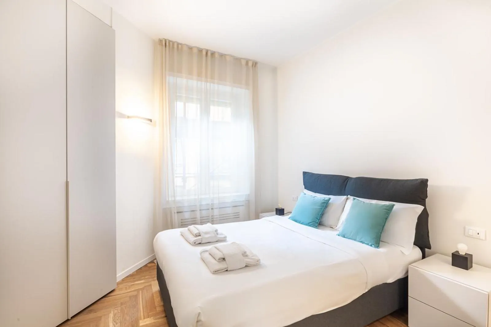 Cool And Big Central Apartment Duomo - White Milan